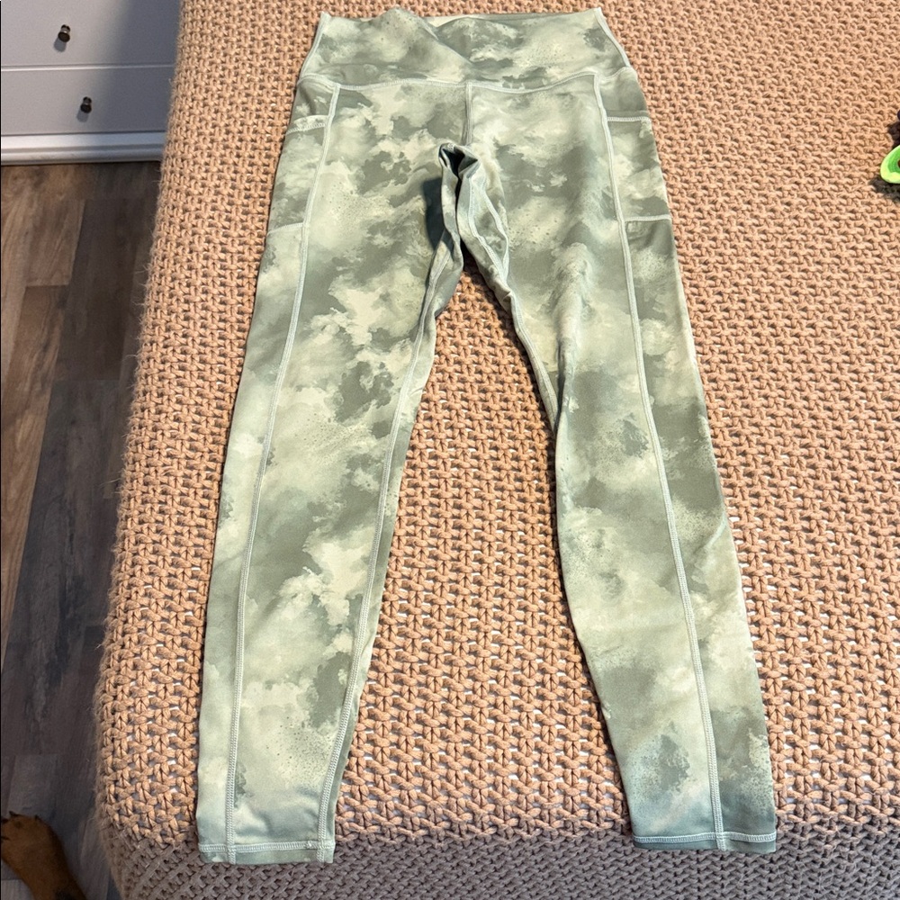 Women’s Green Camouflage Leggings